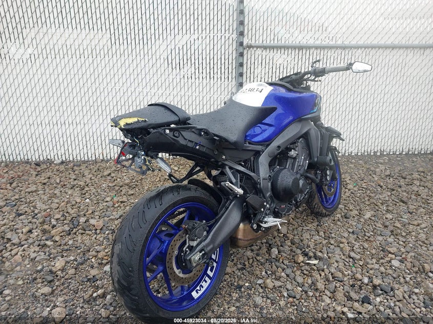 YAMAHA MT09 2024