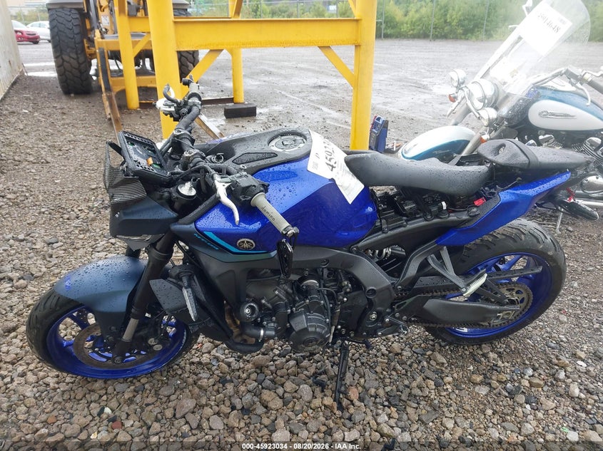2024 YAMAHA MT09 auction photo 2