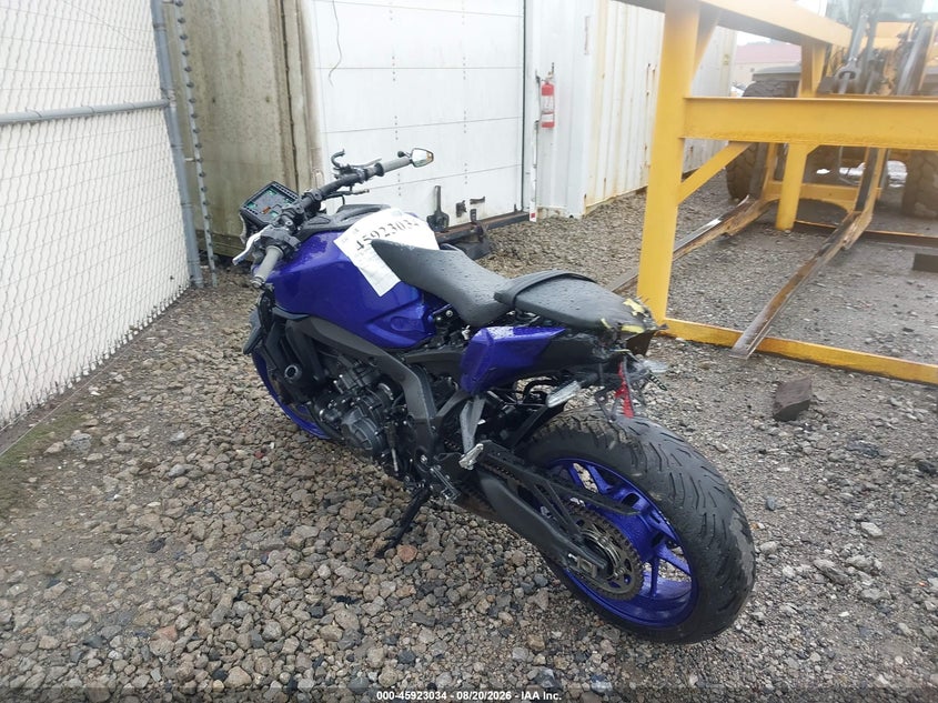 2024 YAMAHA MT09 auction photo 3