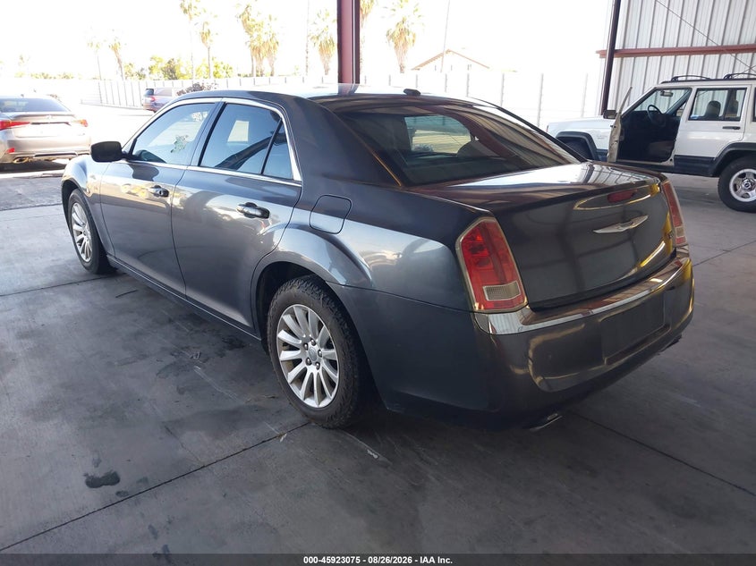2014 CHRYSLER 300 auction photo 3