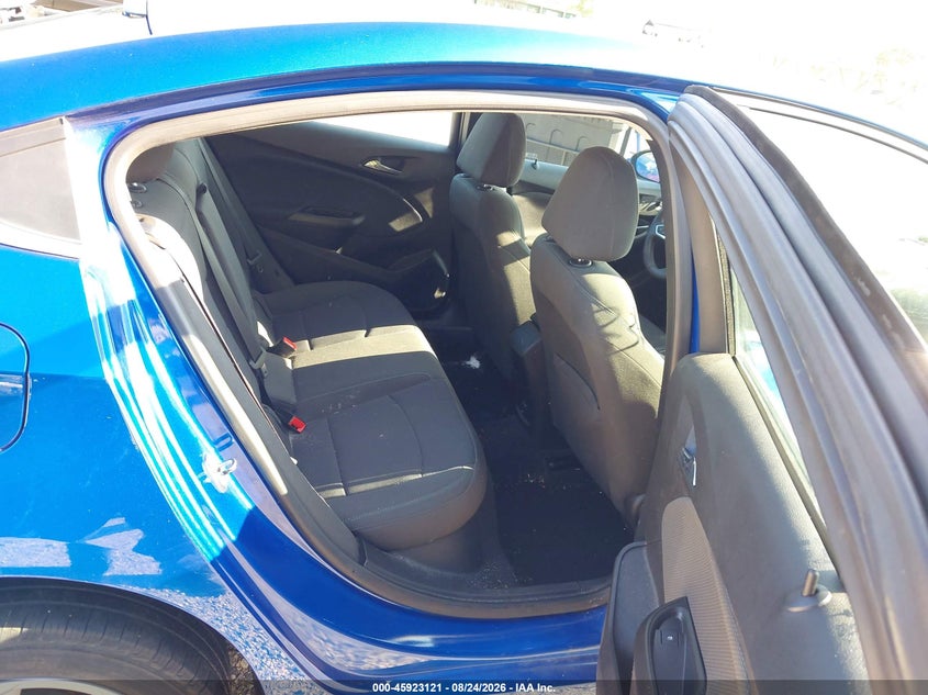 2018 CHEVROLET CRUZE auction photo 8
