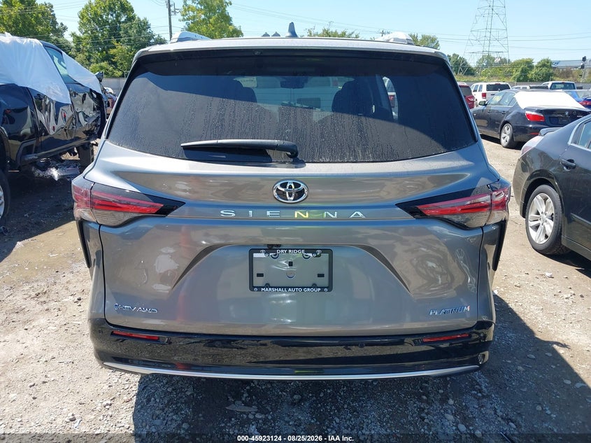 TOYOTA SIENNA - zdjęcie 17