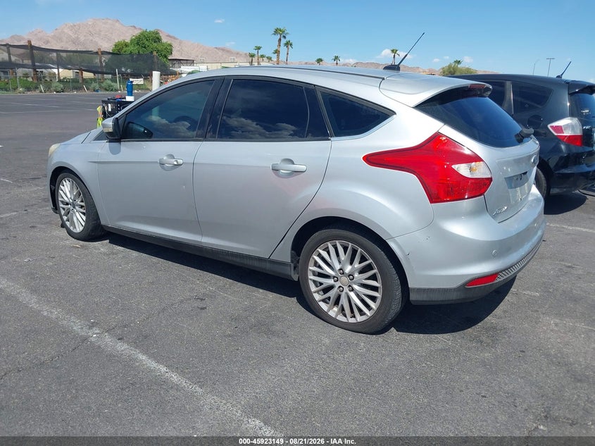 FORD FOCUS 2012 VIN 1FAHP3M26CL210865