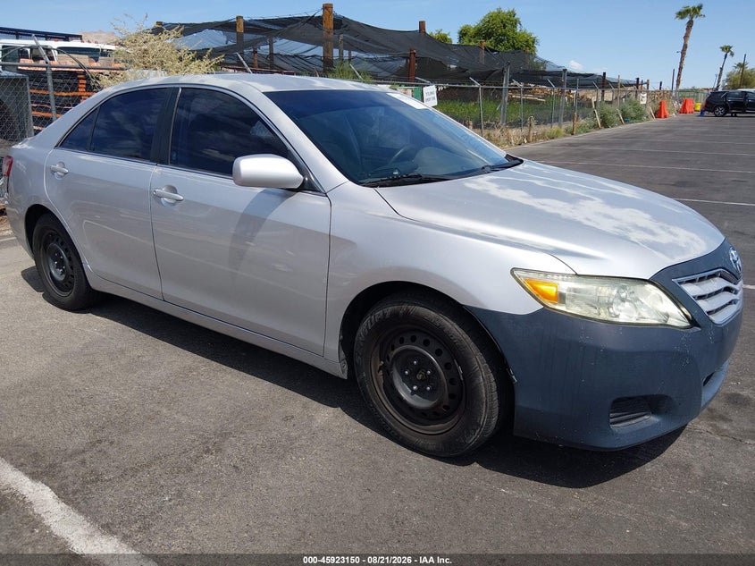 2011 TOYOTA CAMRY auction photo 1