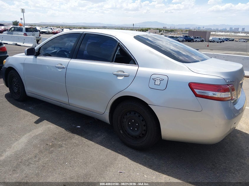 2011 TOYOTA CAMRY auction photo 3
