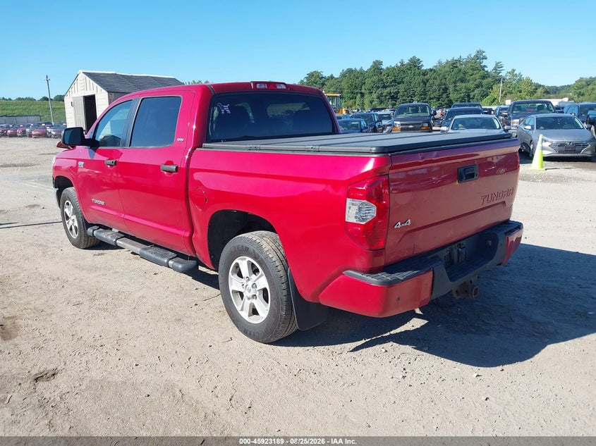 TOYOTA TUNDRA - zdjęcie 3