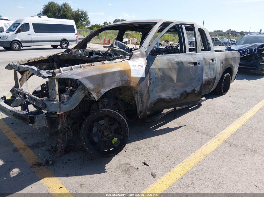 2015 RAM 1500, Total Burn, IAAI, VIN 1C6RR7UT7FS728090 — photo 2