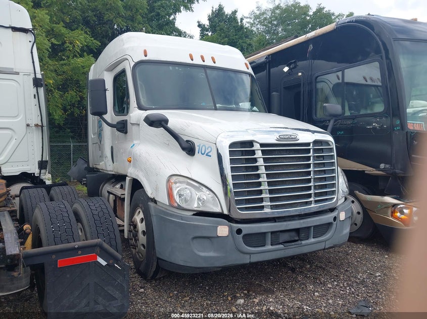 2016 FREIGHTLINER CASCADIA 125
