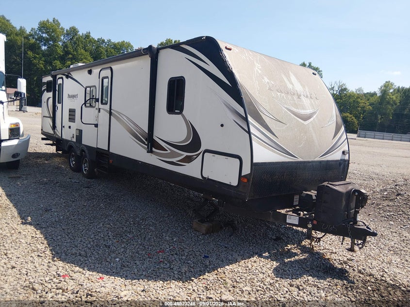 2017 KEYSTONE RV PASSPORT GRAND TOURING 3350BH TRAVEL TRAILER auction photo 1