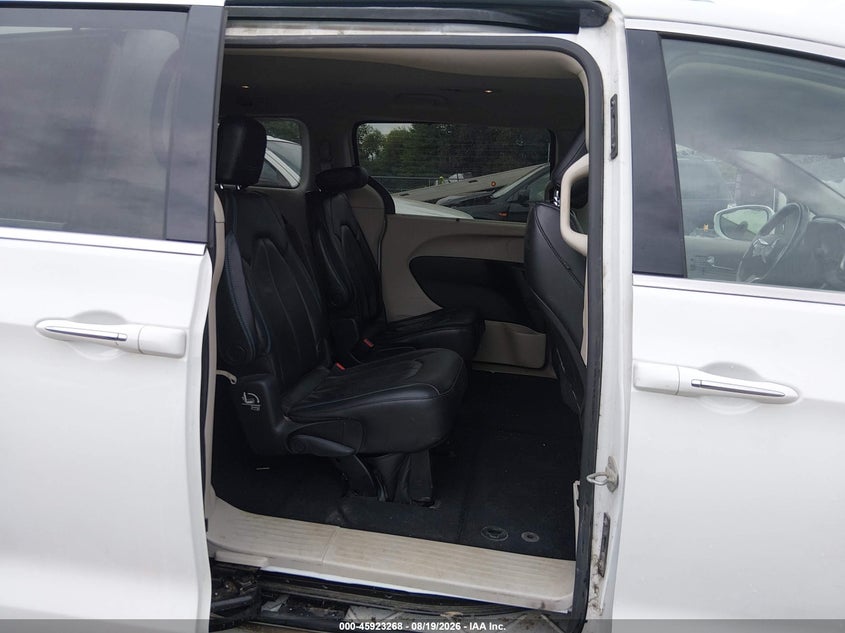 CHRYSLER PACIFICA - zdjęcie 8