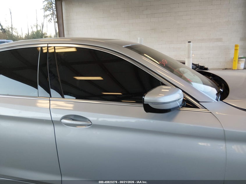 BMW 5 SERIES 2019 VIN WBAJA7C53KWW48768