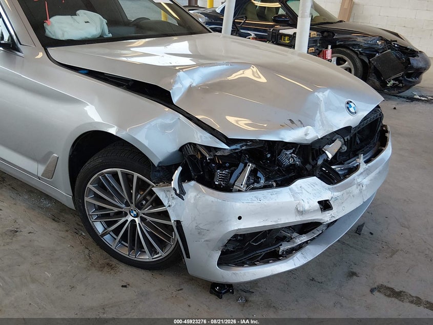 BMW 5 SERIES 2019 VIN WBAJA7C53KWW48768