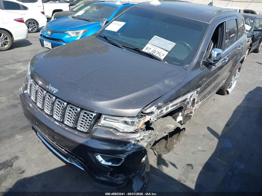 2017 Jeep Grand Cherokee Overland, Left Front, IAAI, VIN 1C4RJECG6HC965644 — photo 2