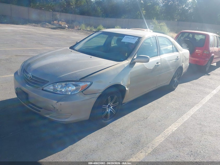 2002 TOYOTA CAMRY auction photo 2