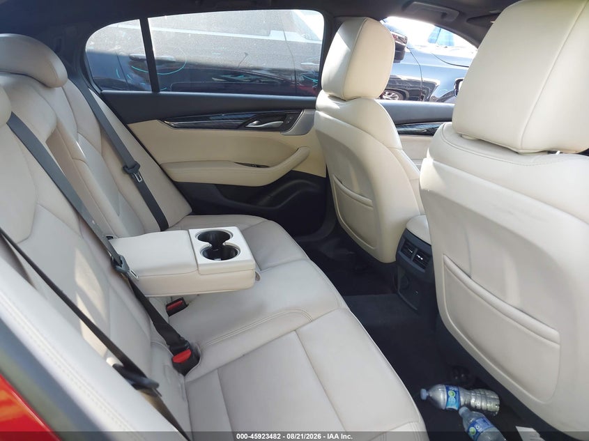 CADILLAC CT5 - zdjęcie 8