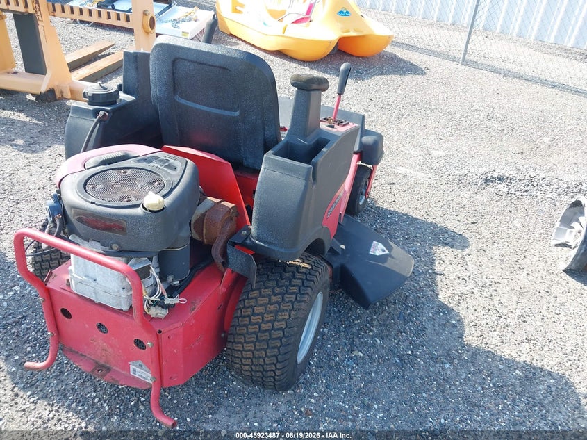 2000 SNAPPER PRO OTHER auction photo 4