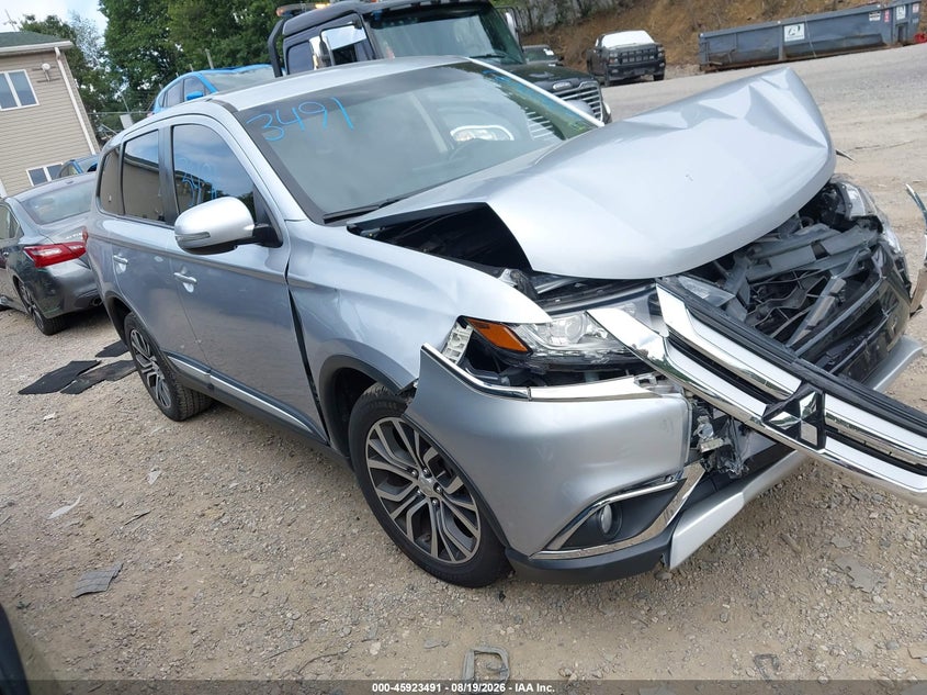 2017 MITSUBISHI OUTLANDER auction photo 1