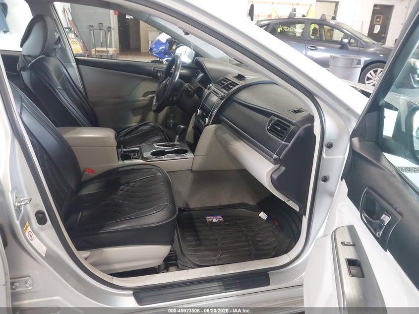2014 TOYOTA CAMRY HYBRID auction photo 5