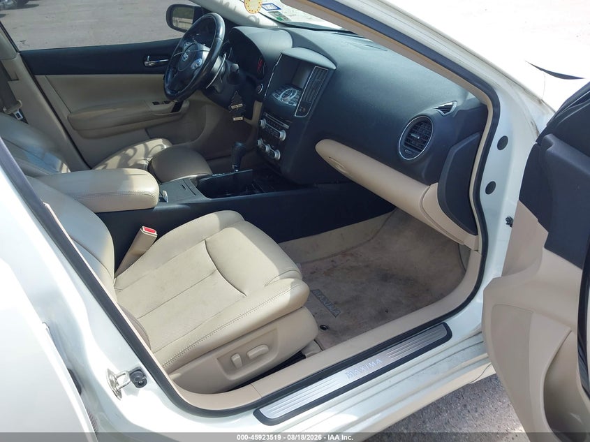 2014 NISSAN MAXIMA auction photo 5