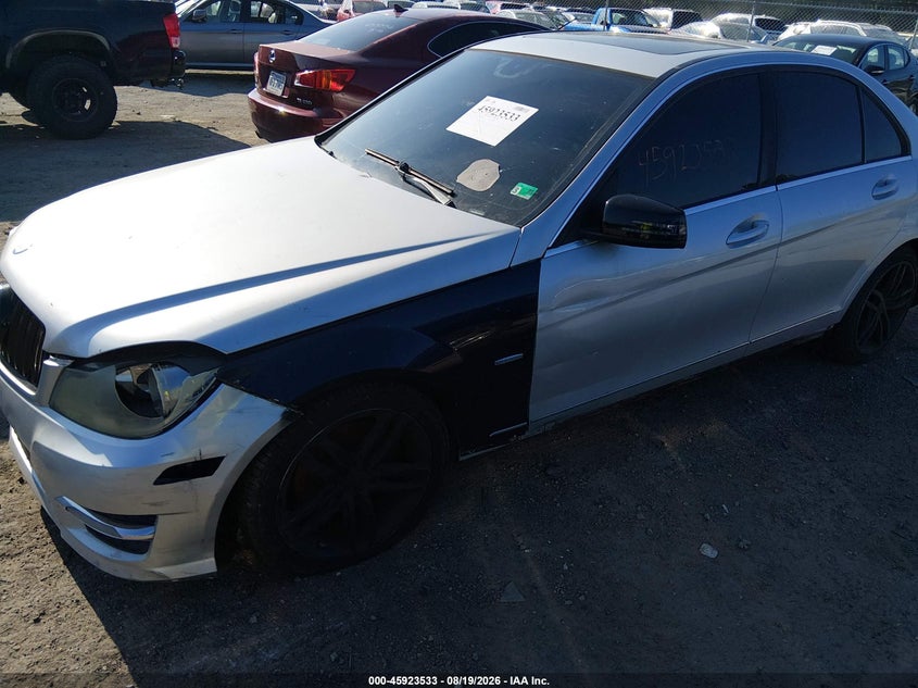 2012 MERCEDES-BENZ C 300 auction photo 6