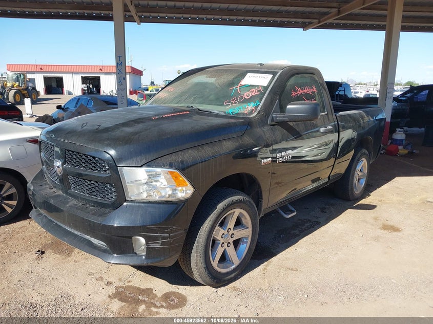 Vin: 3c6jr7at1dg580024, lot: 46422649, ram 1500 express 20132