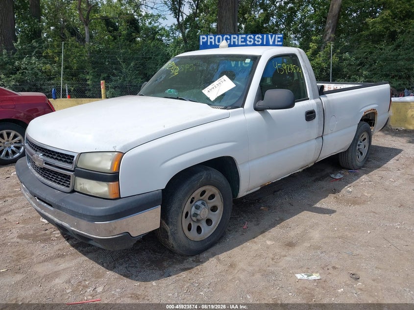 2007 Chevrolet Silverado, Затопление, IAAI, VIN 1GCEC14X77Z170551 — фото 2