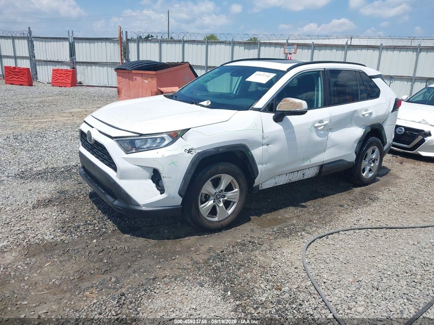 2019 Toyota RAV 4, Левый бок, IAAI, VIN 2T3P1RFV2KC026327 — фото 2