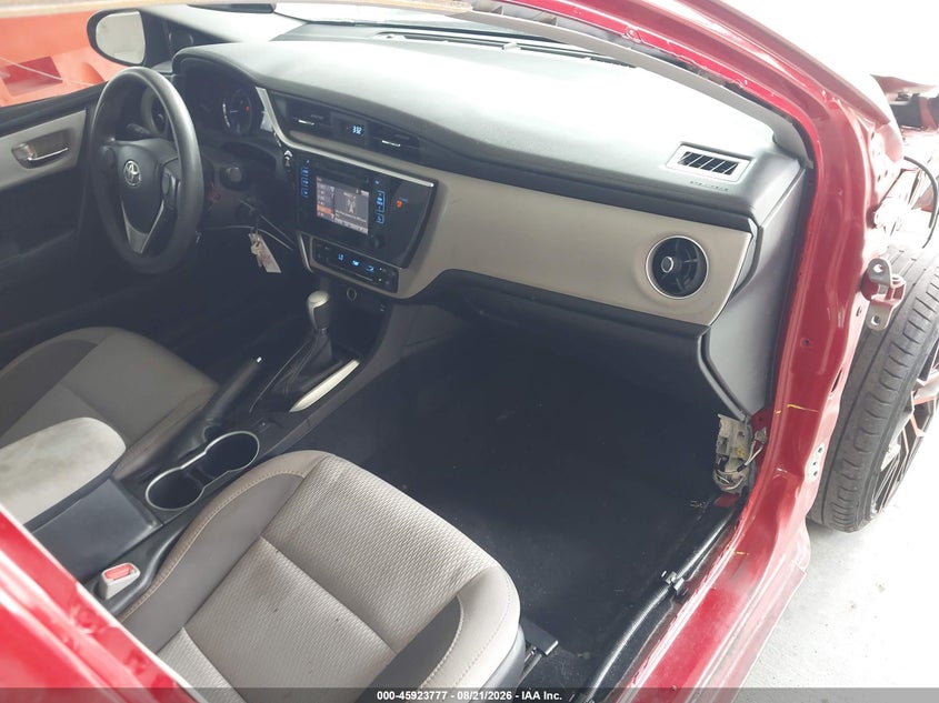2019 TOYOTA COROLLA auction photo 5