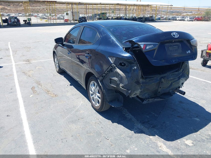 2018 TOYOTA YARIS IA — zdjęcie 3