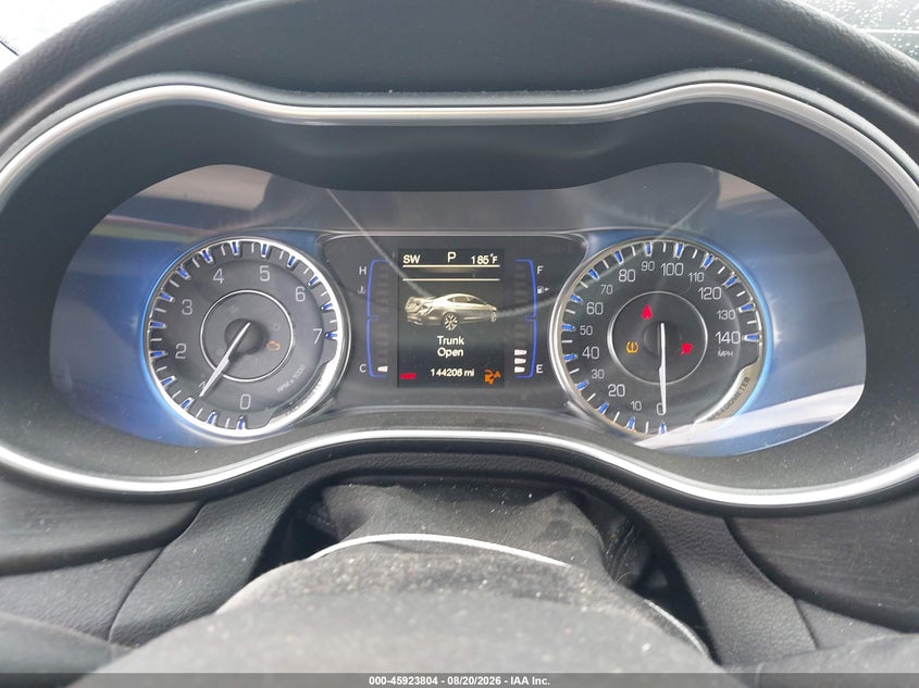 CHRYSLER 200 2015 VIN 1C3CCCAB5FN709223