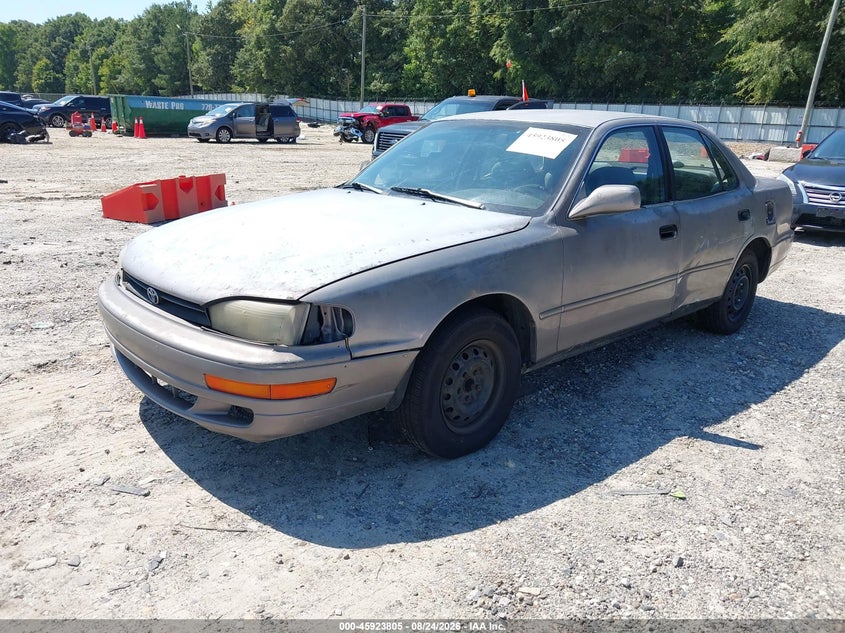 1992 TOYOTA CAMRY auction photo 2