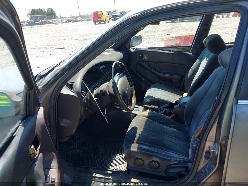 1992 TOYOTA CAMRY auction photo 5