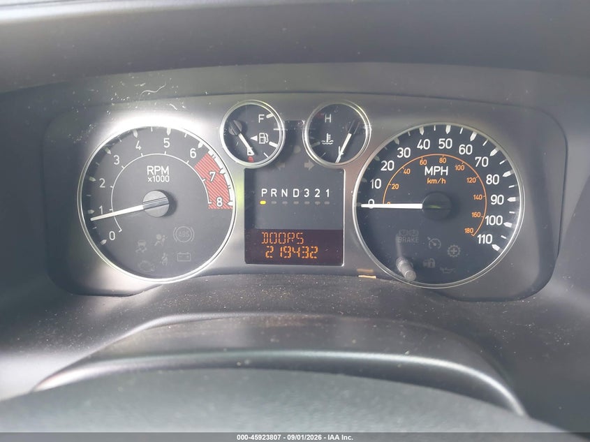 HUMMER H3 SUV 2007 VIN 5GTDN13E578102429