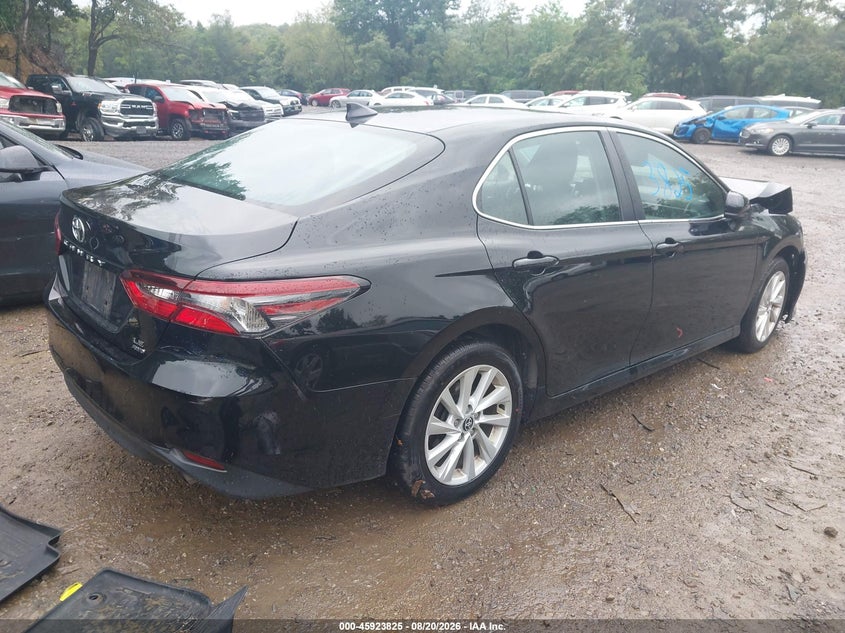 TOYOTA CAMRY - zdjęcie 4