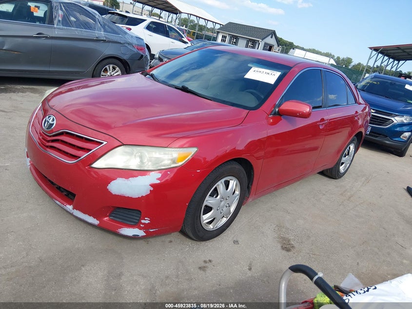 2011 Toyota Camry, Right Front, IAAI, VIN 4T1BF3EKXBU189136 — photo 2