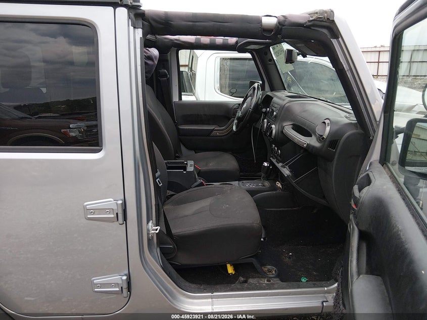 2016 JEEP WRANGLER UNLIMITED auction photo 5