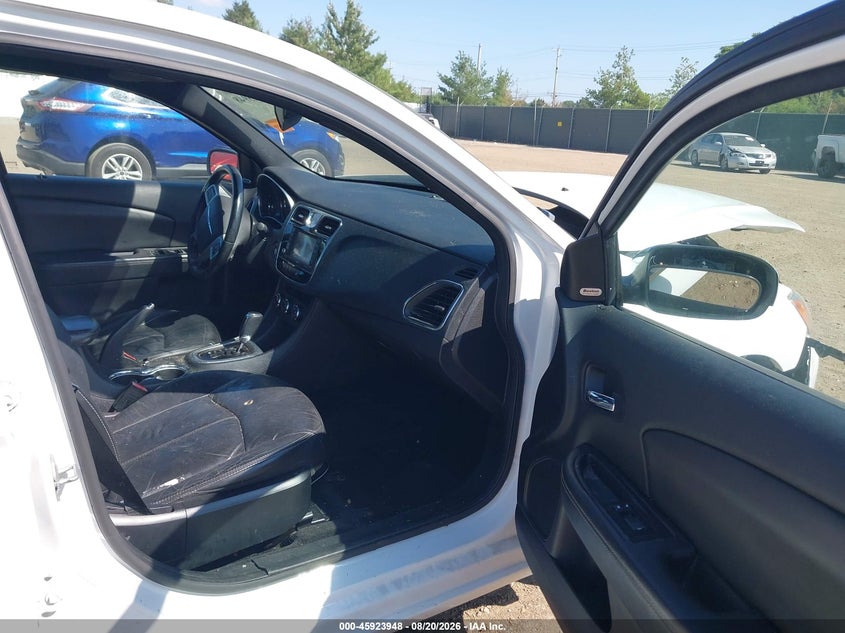 CHRYSLER 200 2013 VIN 1C3CCBCG9DN598238