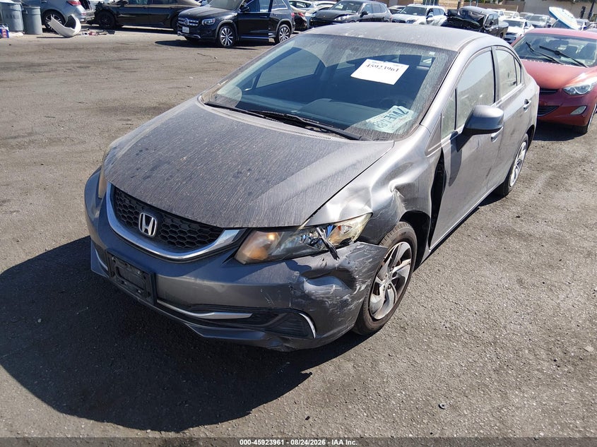 2013 Honda Civic, Left Front, IAAI, VIN 2HGFB2F52DH589641 — photo 2