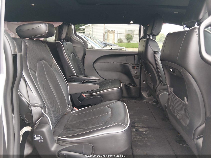 CHRYSLER PACIFICA 2025 VIN 2C4RC1GGXSR524756
