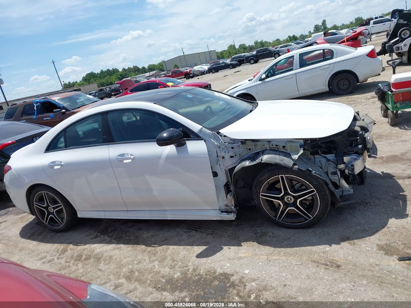 MERCEDES-BENZ CLA 250 COUPE - zdjęcie 13