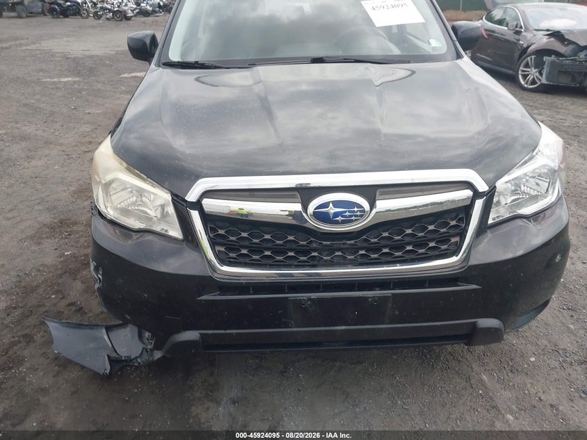 2014 SUBARU FORESTER auction photo 6