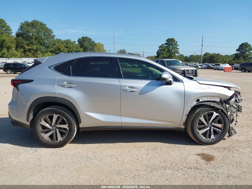 LEXUS NX 300 - zdjęcie 14