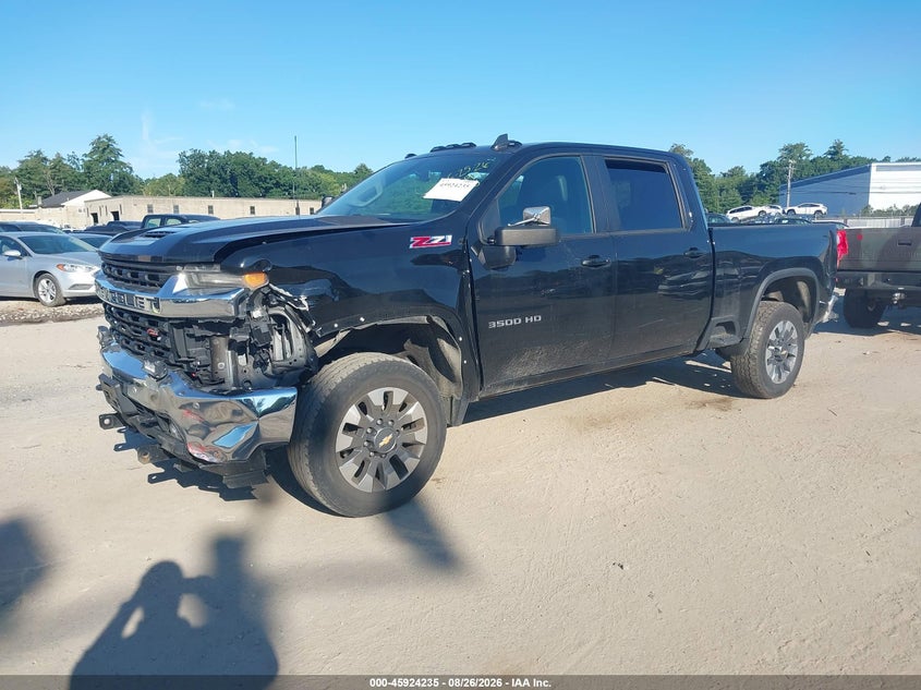 2023 CHEVROLET SILVERADO 3500HD auction photo 2