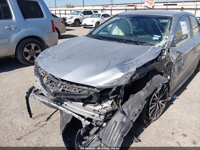 2019 TOYOTA CAMRY auction photo 6