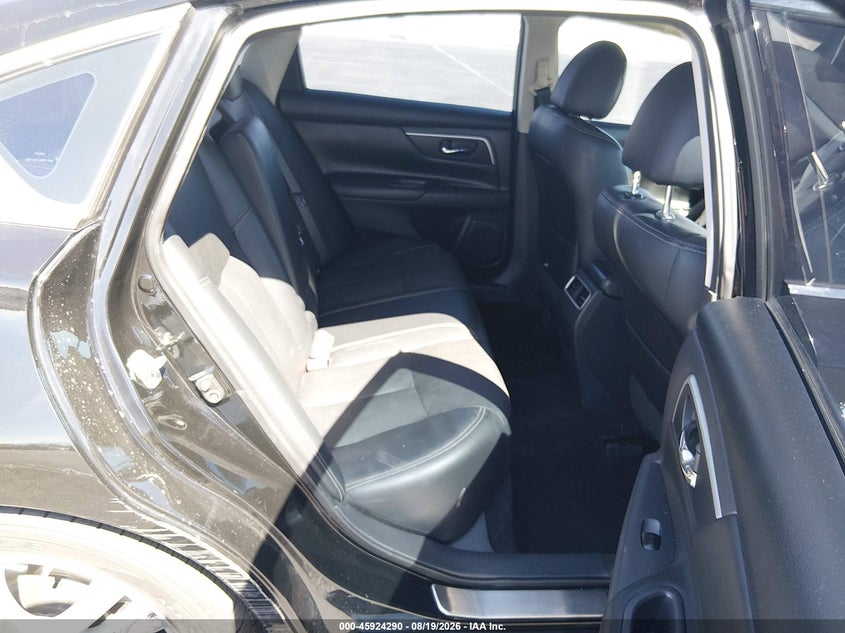 2017 NISSAN ALTIMA auction photo 8