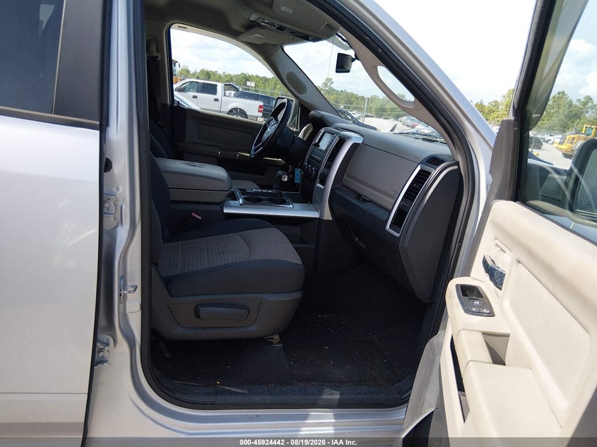 2012 RAM 1500 auction photo 5