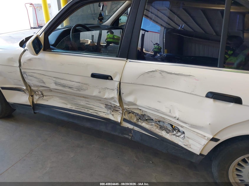 1989 BMW 525 auction photo 6