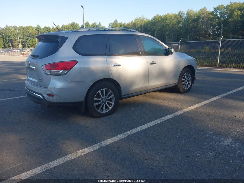 2013 NISSAN PATHFINDER auction photo 4