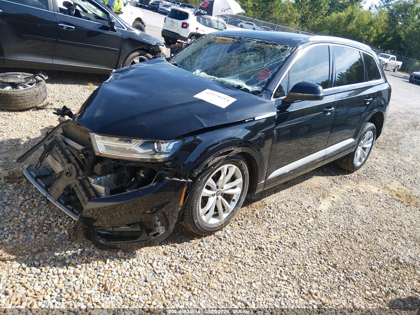 2019 Audi Q7, Front End, IAAI, VIN WA1AHAF70KD030841 — photo 2