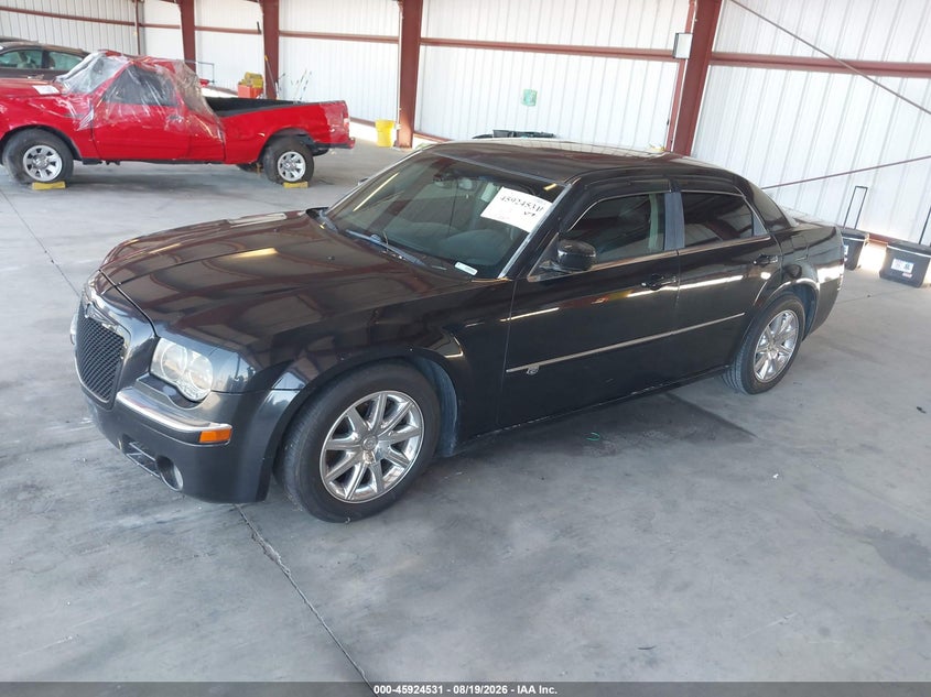 2010 CHRYSLER 300C auction photo 2